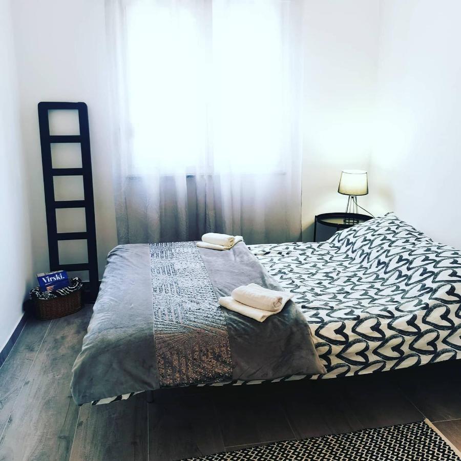 Apartment4Two - Studioapartment Vir Εξωτερικό φωτογραφία